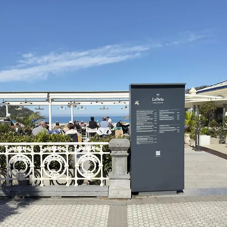 Pioxii Center * San Sebastian