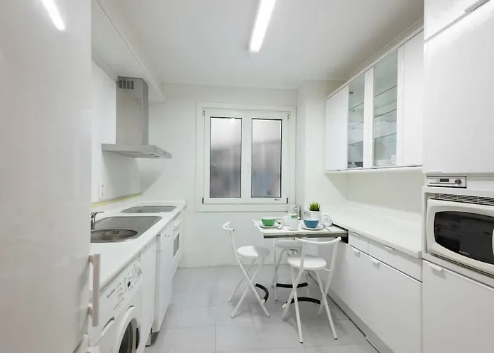 Pioxii Center * 圣塞瓦斯蒂安